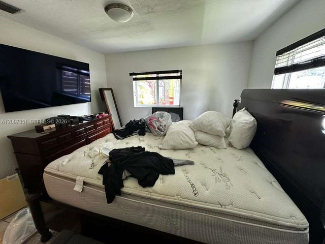 1823 SW 22nd St, Fort Lauderdale, FL 33315