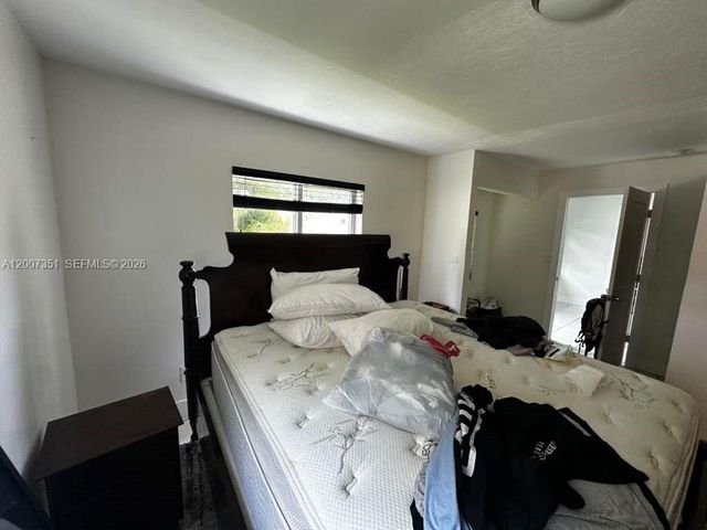 1823 SW 22nd St, Fort Lauderdale, FL 33315