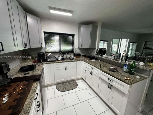 1823 SW 22nd St, Fort Lauderdale, FL 33315