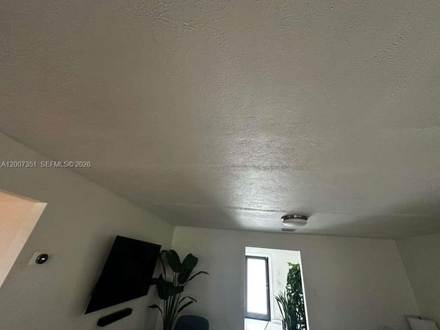 1823 SW 22nd St, Fort Lauderdale, FL 33315