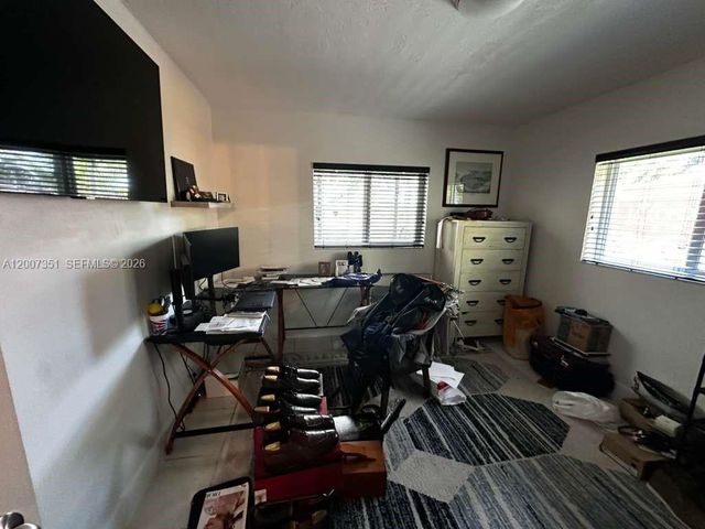 1823 SW 22nd St, Fort Lauderdale, FL 33315