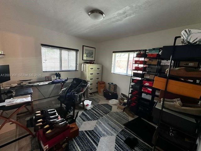 1823 SW 22nd St, Fort Lauderdale, FL 33315