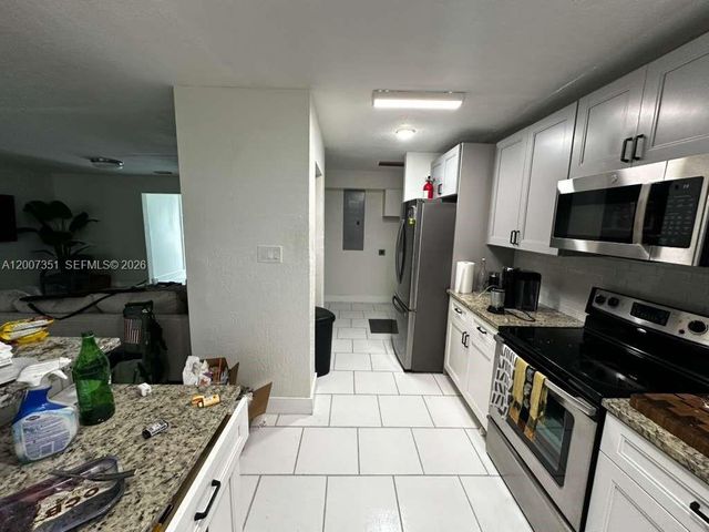 1823 SW 22nd St, Fort Lauderdale, FL 33315
