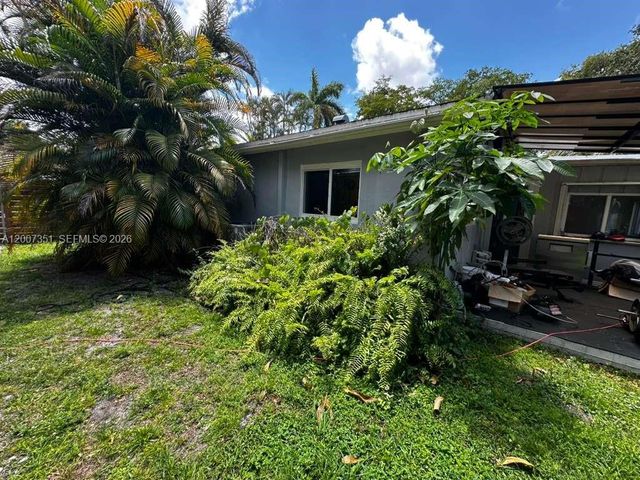 1823 SW 22nd St, Fort Lauderdale, FL 33315