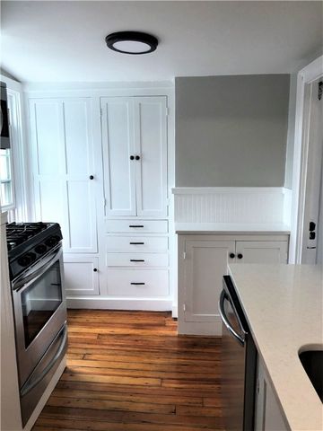 283 Spring Street 2, Newport, RI 02840