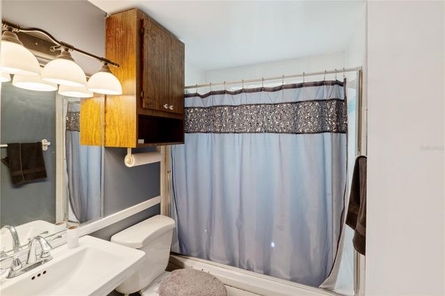 270 W MCCLENDON STREET, Lady Lake, FL 32159