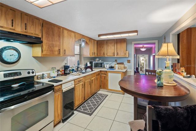 270 W MCCLENDON STREET, Lady Lake, FL 32159