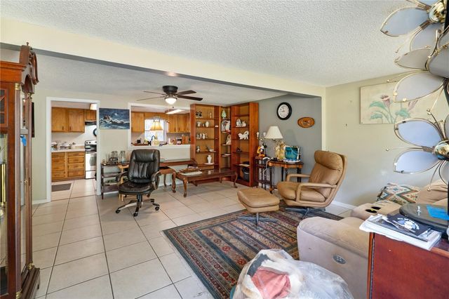 270 W MCCLENDON STREET, Lady Lake, FL 32159