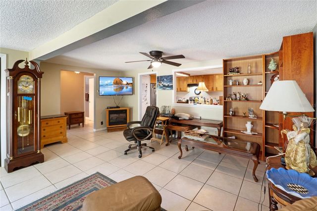 270 W MCCLENDON STREET, Lady Lake, FL 32159