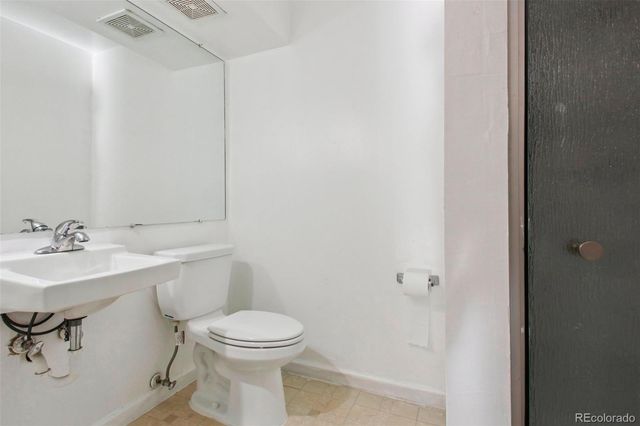 12490 E Exposition Avenue, Aurora, CO 80012