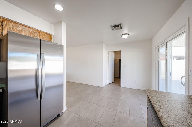 7208 W VOGEL Avenue, Peoria, AZ 85345