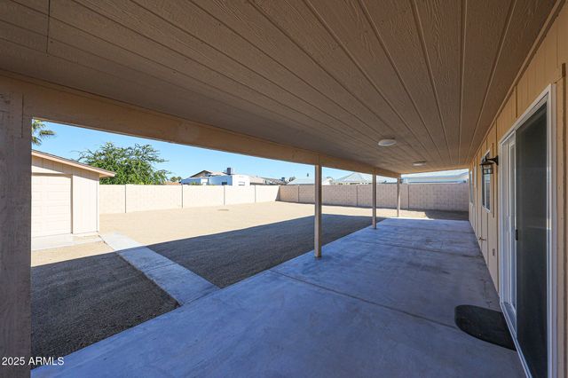 7208 W VOGEL Avenue, Peoria, AZ 85345
