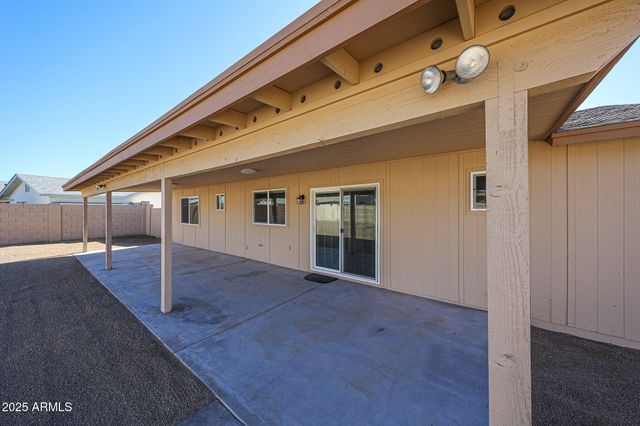 7208 W VOGEL Avenue, Peoria, AZ 85345