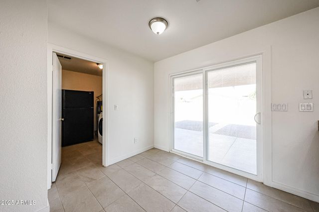 7208 W VOGEL Avenue, Peoria, AZ 85345