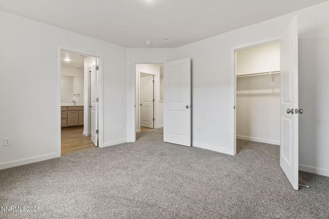 246 Green Lane, Dayton, NV 89403