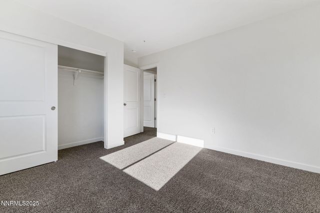 246 Green Lane, Dayton, NV 89403