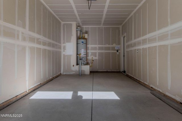 246 Green Lane, Dayton, NV 89403