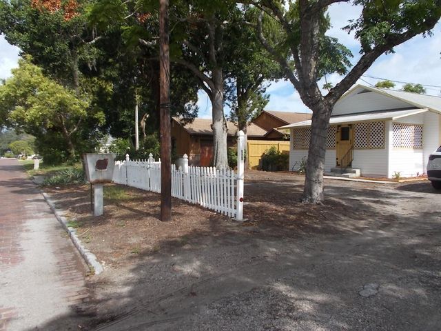 518 6TH AVENUE SW, Largo, FL 33770