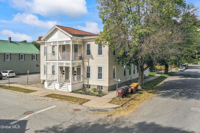1 Oak Street, Saratoga Springs, NY 12866
