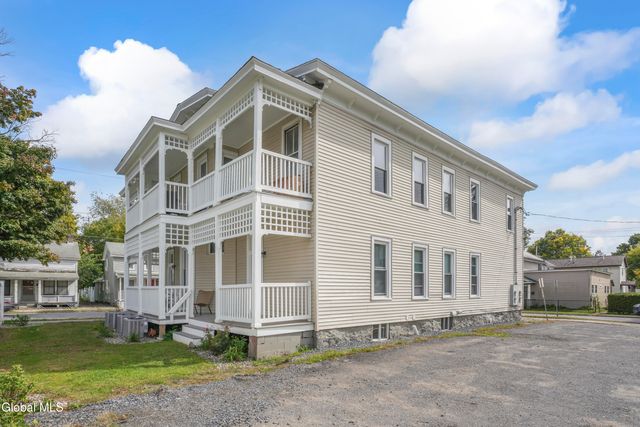 1 Oak Street, Saratoga Springs, NY 12866