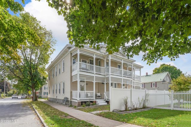 1 Oak Street, Saratoga Springs, NY 12866