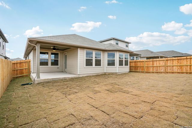 106 Barton Point, Cibolo, TX 78108