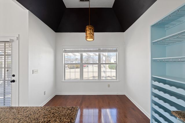 5524 FOUNTAIN BAY DR, Memphis, TN 38120