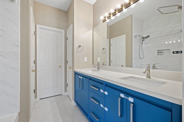 5524 FOUNTAIN BAY DR, Memphis, TN 38120