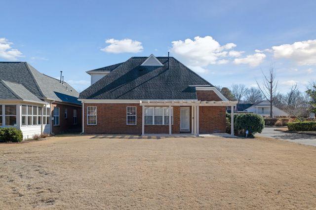 5524 FOUNTAIN BAY DR, Memphis, TN 38120