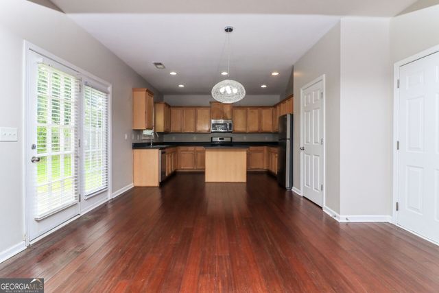 911 Queensbrooke Way, Mableton, GA 30126