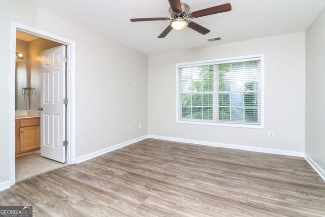 911 Queensbrooke Way, Mableton, GA 30126