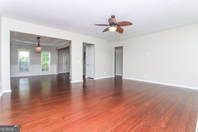911 Queensbrooke Way, Mableton, GA 30126