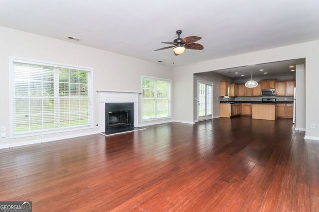 911 Queensbrooke Way, Mableton, GA 30126