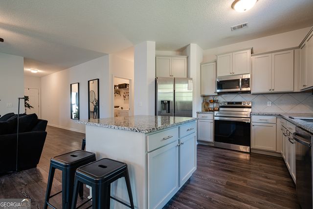 426 Brightleaf Circle, Hinesville, GA 31313