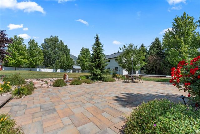 190 N PFEIFFERHORN DR, Alpine, UT 84004