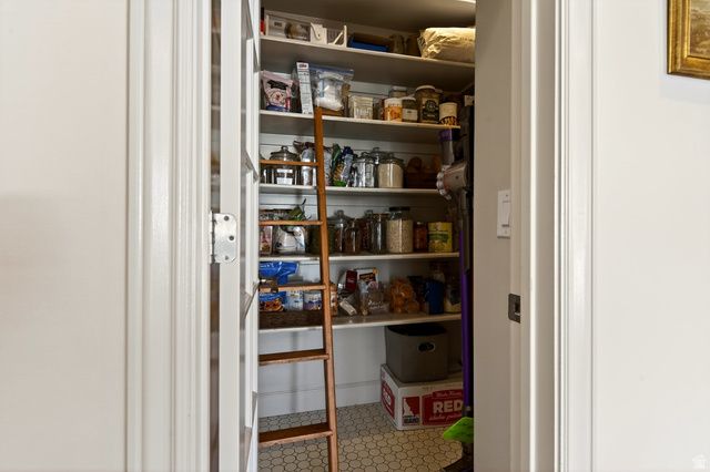 190 N PFEIFFERHORN DR, Alpine, UT 84004