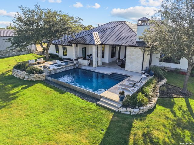 65 SABINAS RIDGE RD, Boerne, TX 78006