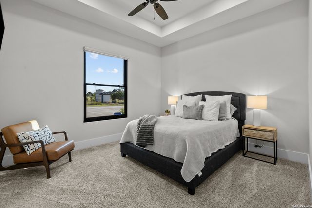65 SABINAS RIDGE RD, Boerne, TX 78006