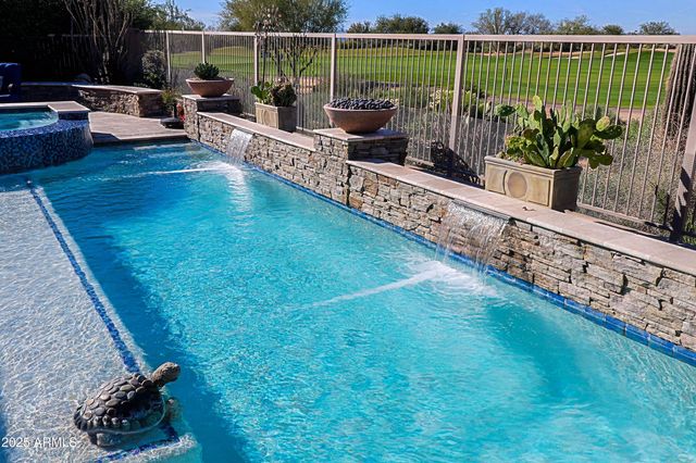 33858 N 69TH Street, Scottsdale, AZ 85266