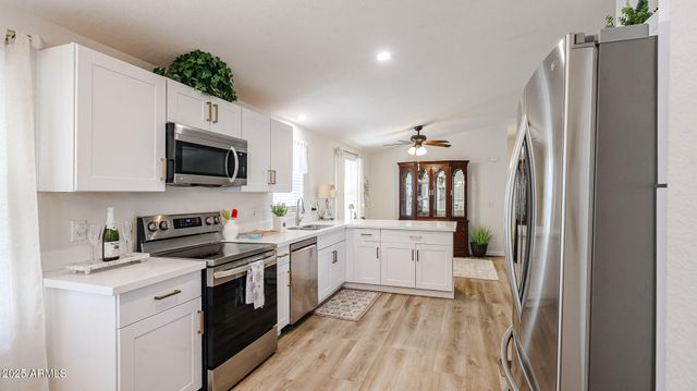 3901 E PINNACLE PEAK Road 240, Phoenix, AZ 85050