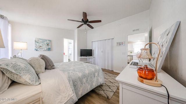 3901 E PINNACLE PEAK Road 240, Phoenix, AZ 85050