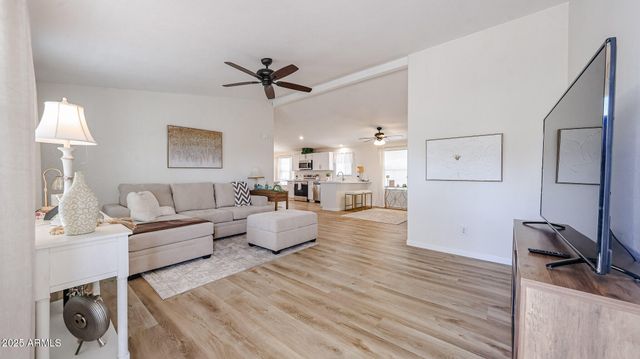 3901 E PINNACLE PEAK Road 240, Phoenix, AZ 85050