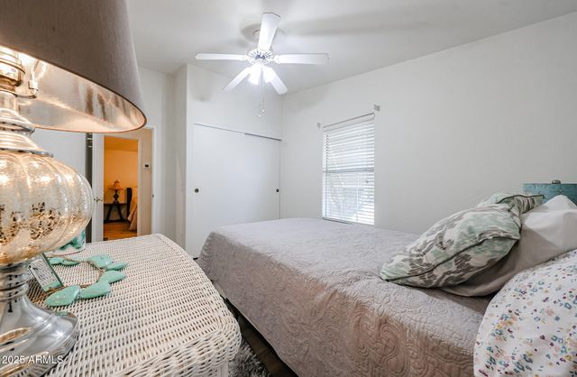 3901 E PINNACLE PEAK Road 240, Phoenix, AZ 85050