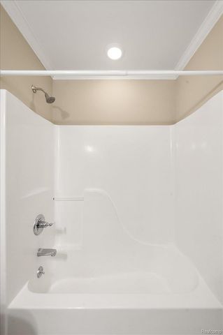 1387 Harwood Drive, Oxford Charter Township, MI 48371