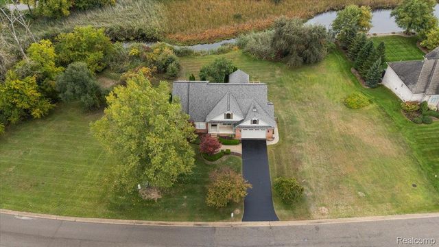 1387 Harwood Drive, Oxford Charter Township, MI 48371