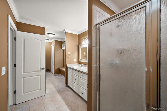 1387 Harwood Drive, Oxford Charter Township, MI 48371