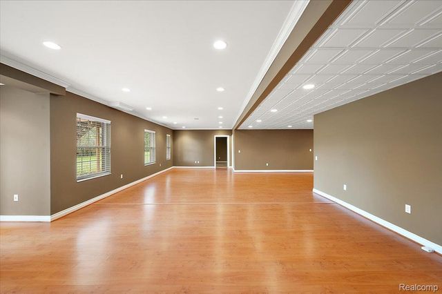 1387 Harwood Drive, Oxford Charter Township, MI 48371