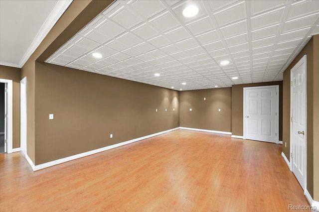 1387 Harwood Drive, Oxford Charter Township, MI 48371