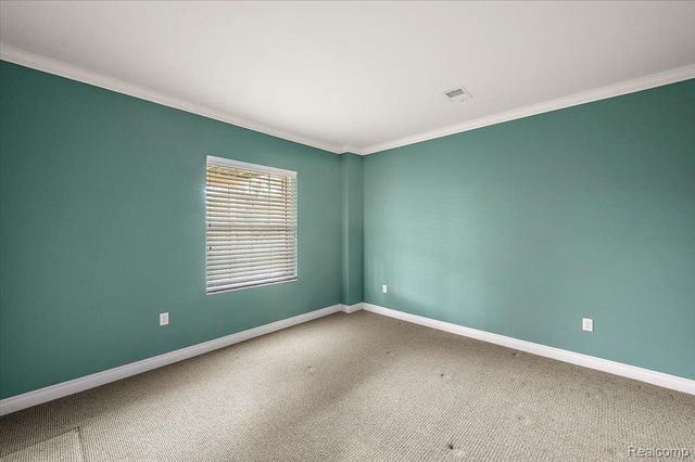 1387 Harwood Drive, Oxford Charter Township, MI 48371