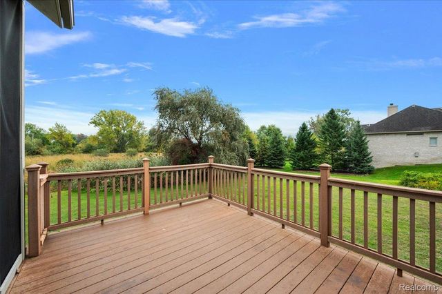 1387 Harwood Drive, Oxford Charter Township, MI 48371